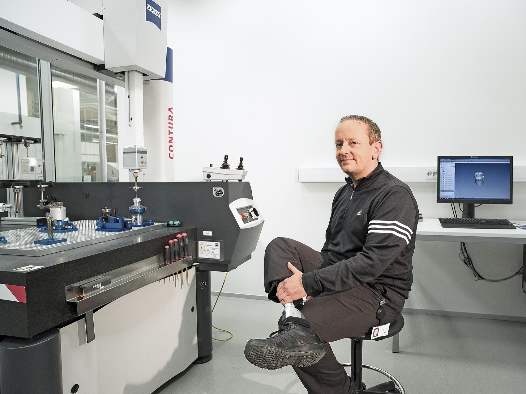 The solution: two coordinate measuring machines