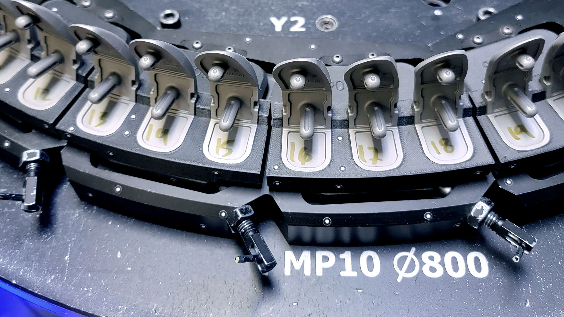 Time-saving pallet measurements of implant components
