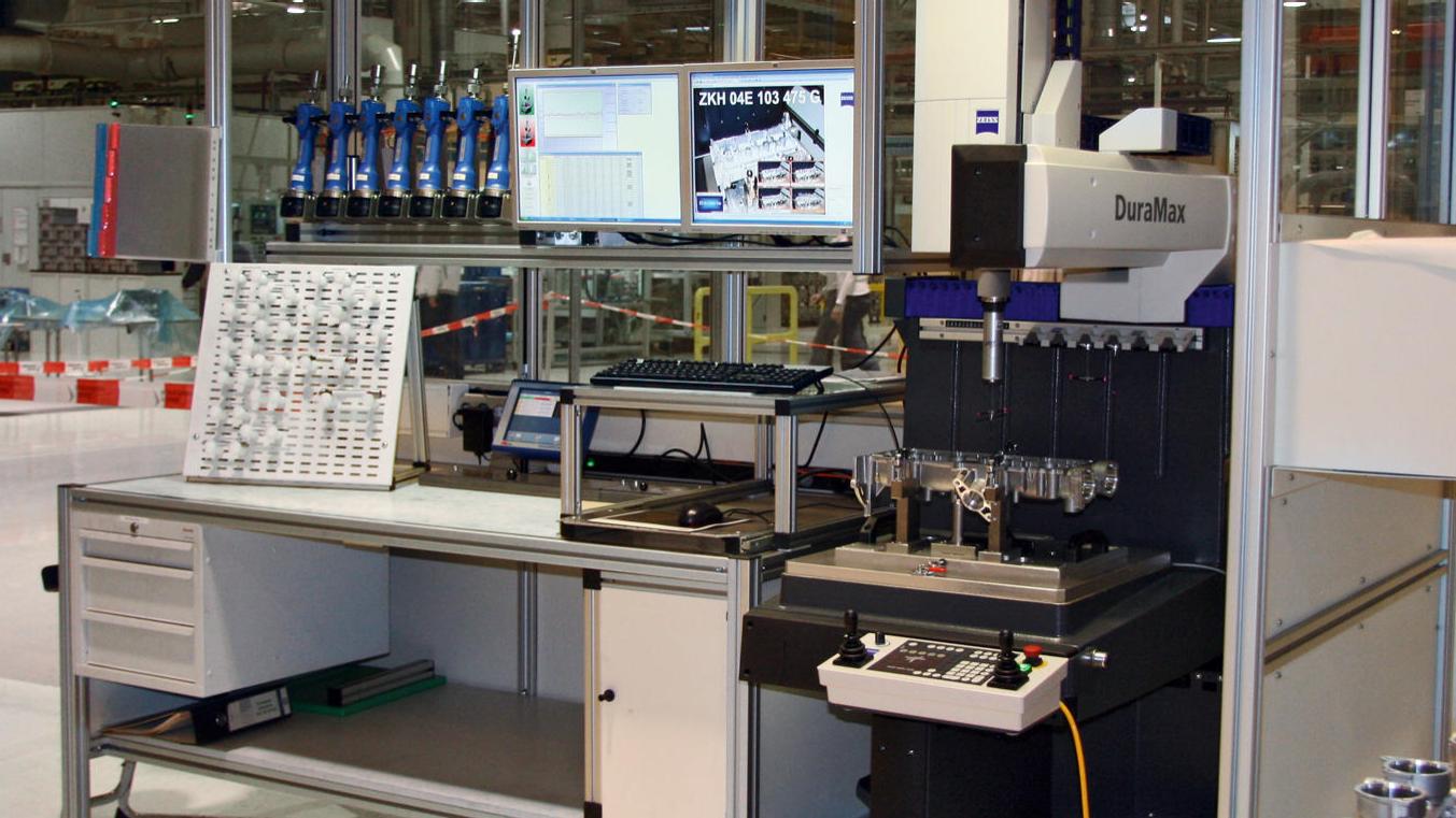 Solution: small, robust coordinate measuring machine